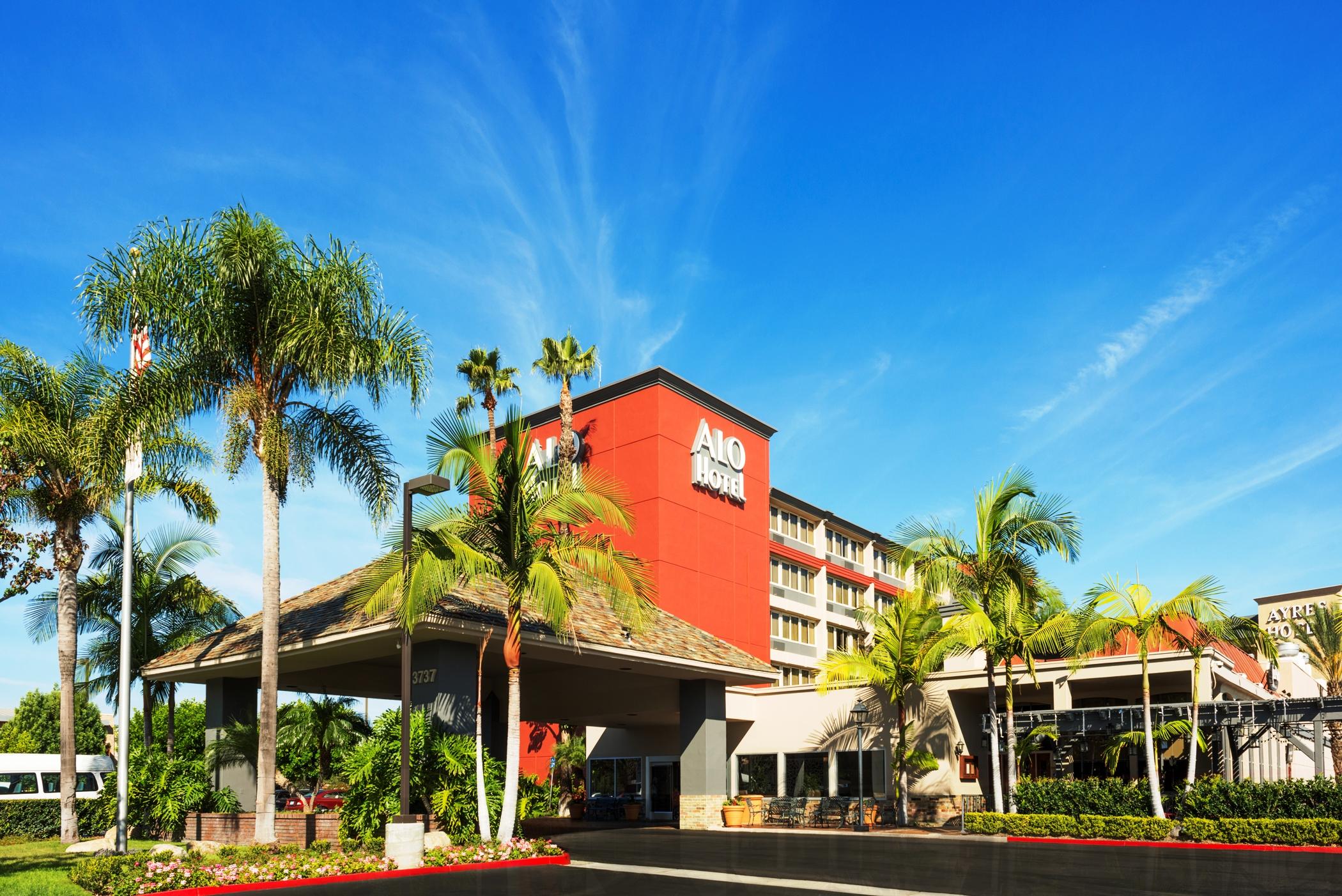 Alo Hotel By Ayres, Orange Exterior photo